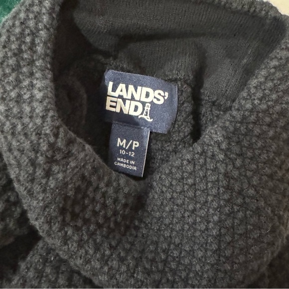 Cozy Lands’ End Black Turtleneck Sweater - Petite Medium - Picture 10 of 11